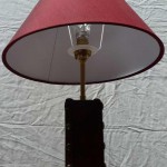 lampe-bureau-cuir-rouge-3